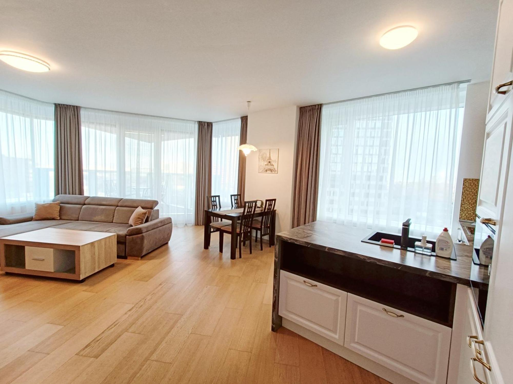 Sag Panorama City Apartment 3 Rooms Free Parking Free Wifi Братислава Экстерьер фото