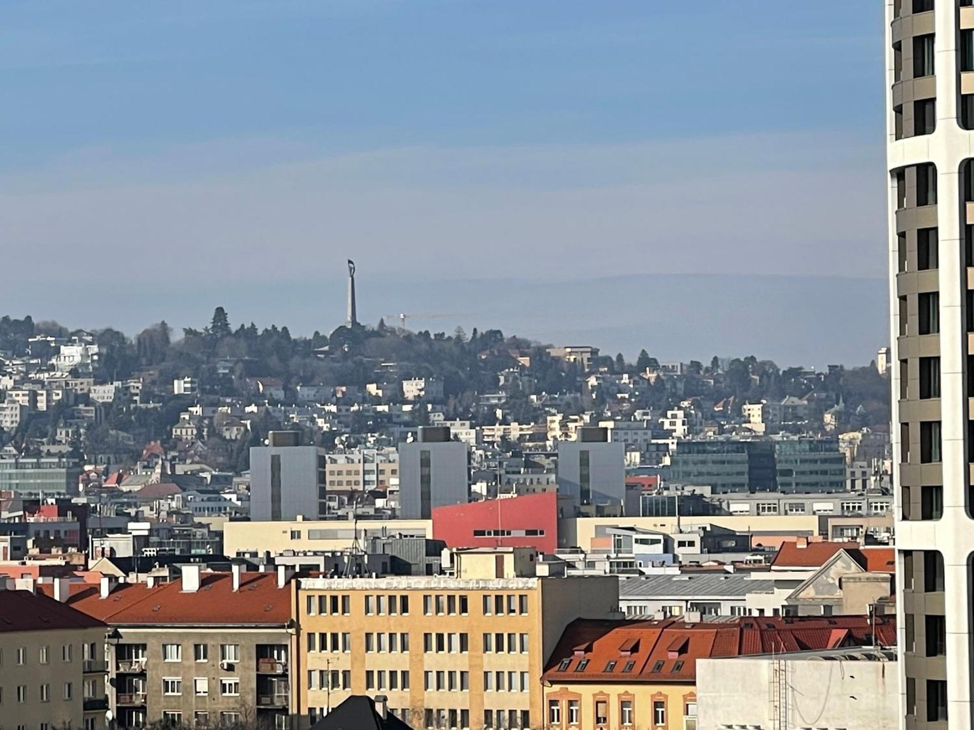 Sag Panorama City Apartment 3 Rooms Free Parking Free Wifi Братислава Экстерьер фото