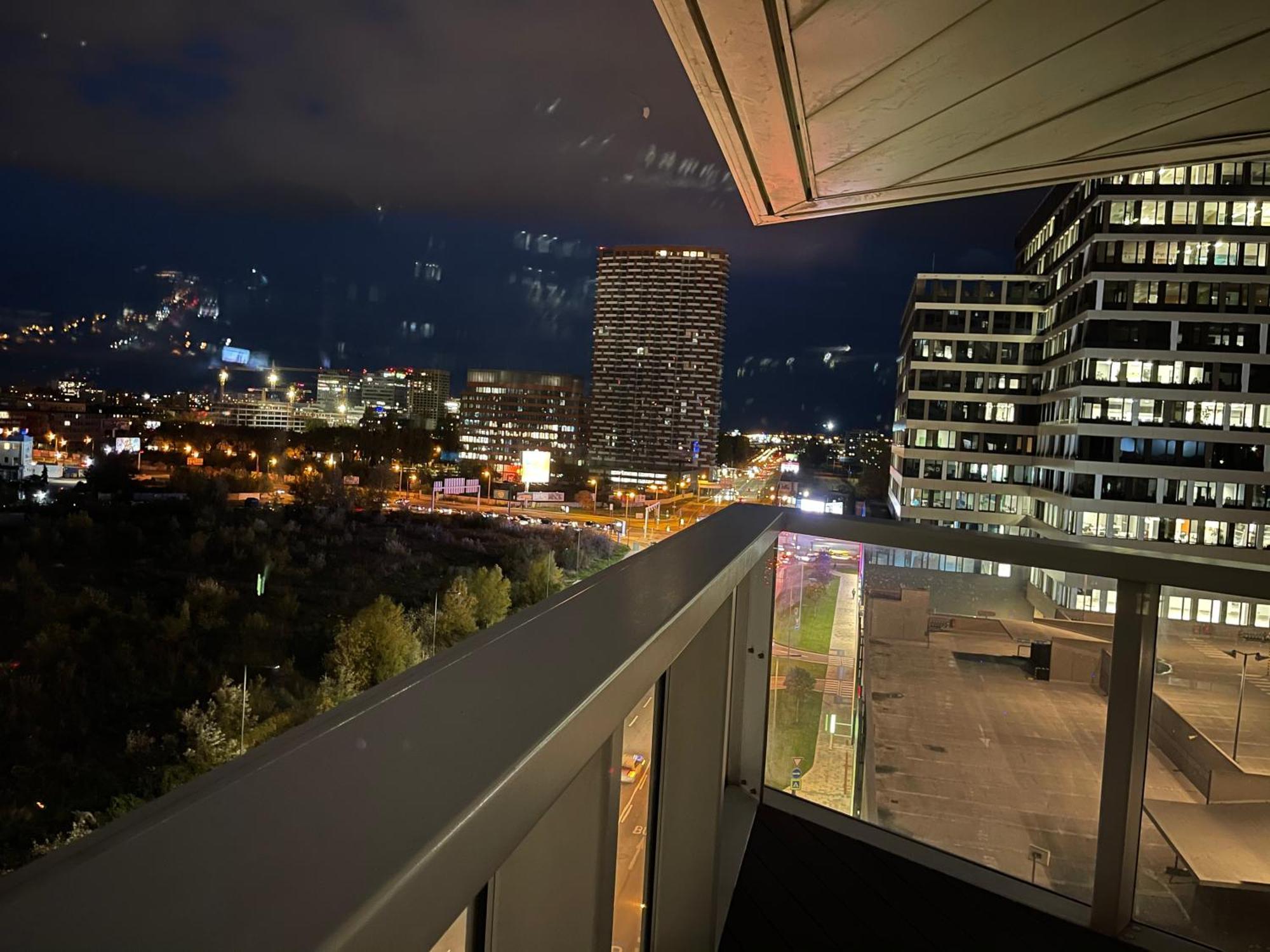 Sag Panorama City Apartment 3 Rooms Free Parking Free Wifi Братислава Экстерьер фото